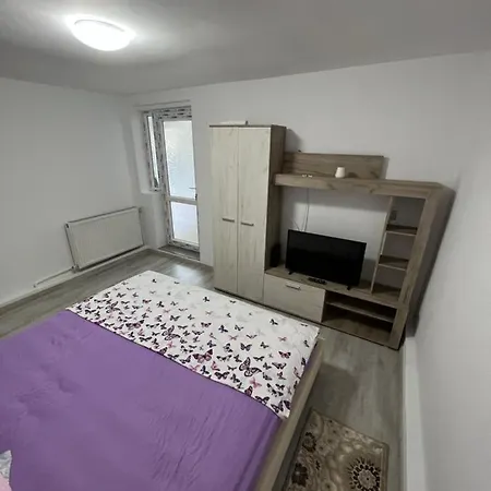 Casa De Vacanta Holiday home Constanta